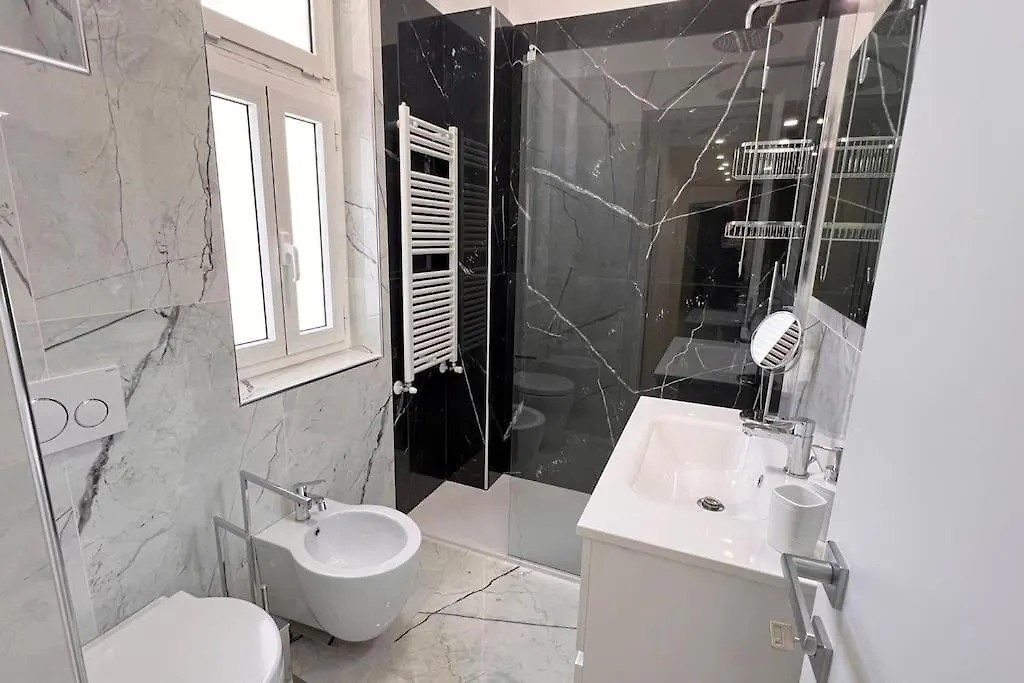 Urban House - Modern Flat Navigli Milan Center Apartment