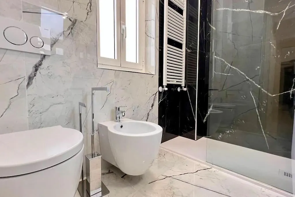 Urban House - Modern Flat Navigli Milan Center Apartment